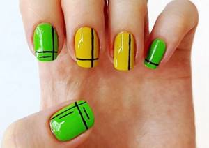 Bright nail design with thin painted stripes